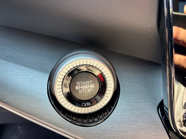 New 2026 Jeep Grand Wagoneer L Limited AWD/4WD image 20