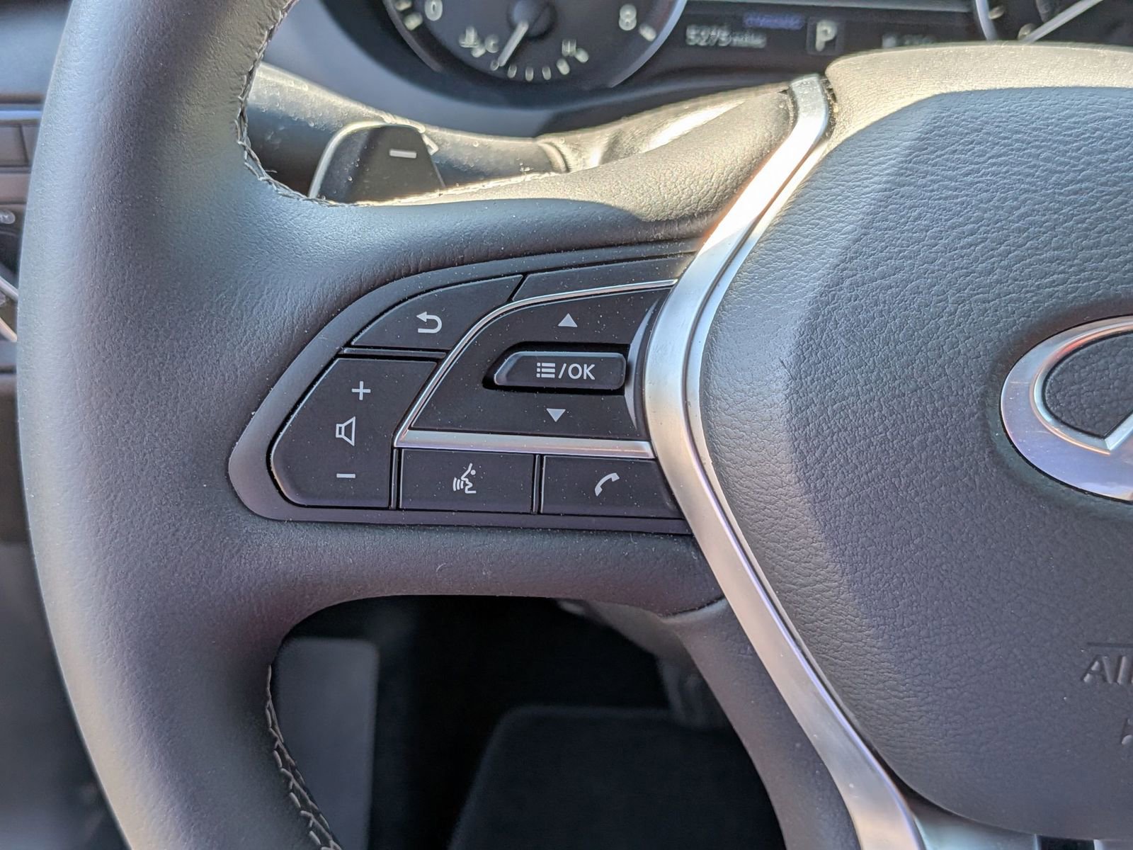 Used 2025 INFINITI QX50 Sport AWD/4WD image 18