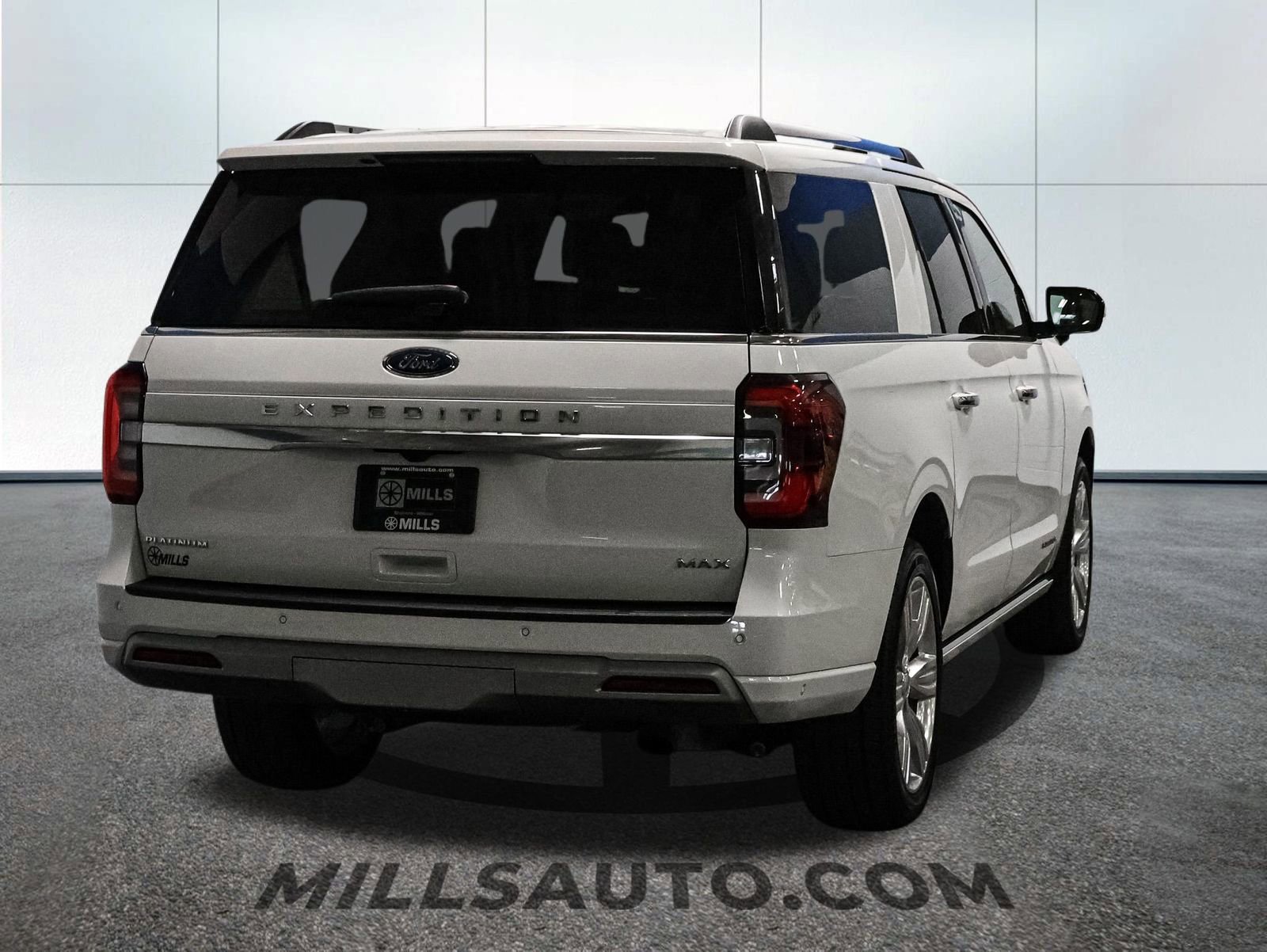 Certified 2024 Ford Expedition Max Platinum AWD/4WD image 7