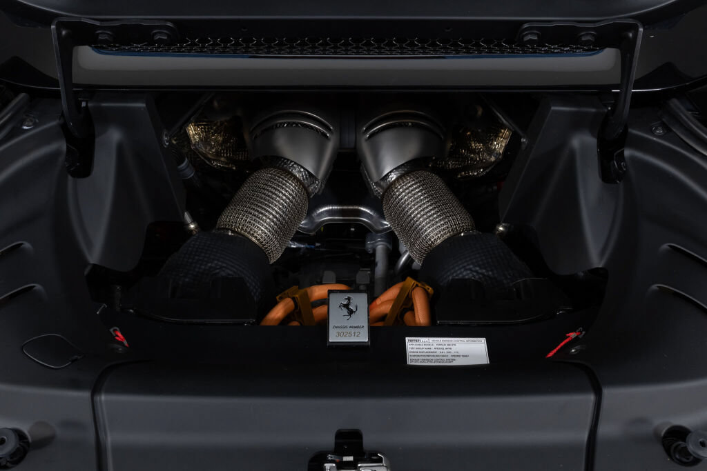 Used 2024 Ferrari 296 GTS RWD image 20