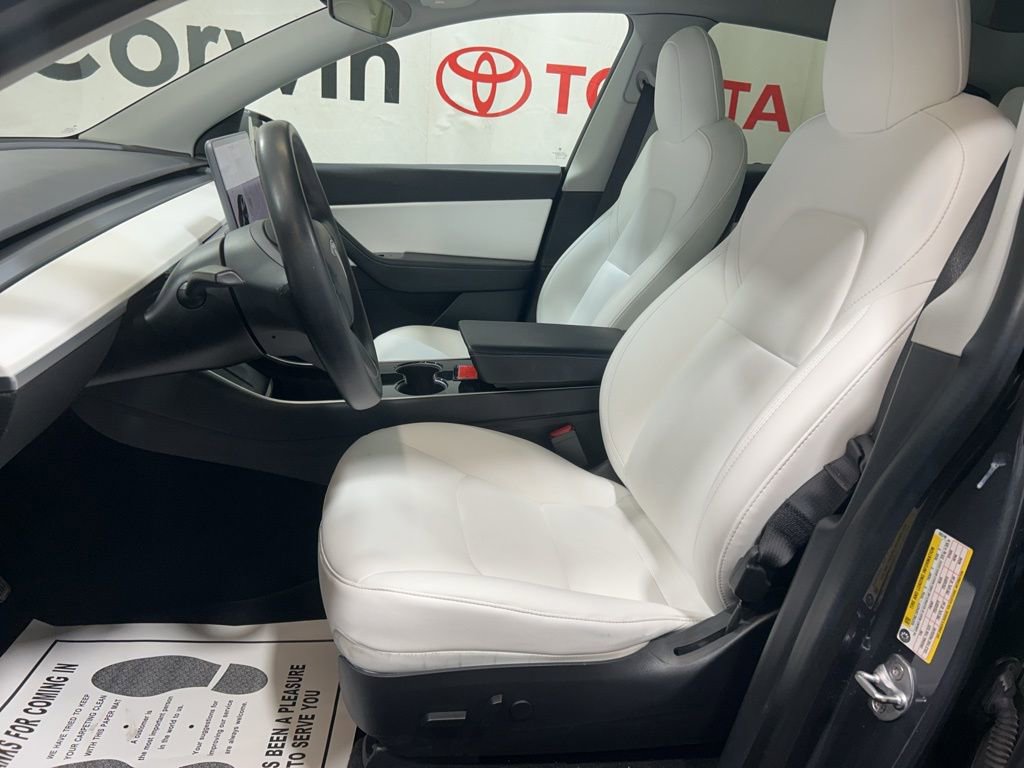 Used 2020 Tesla Model Y Long Range image 27