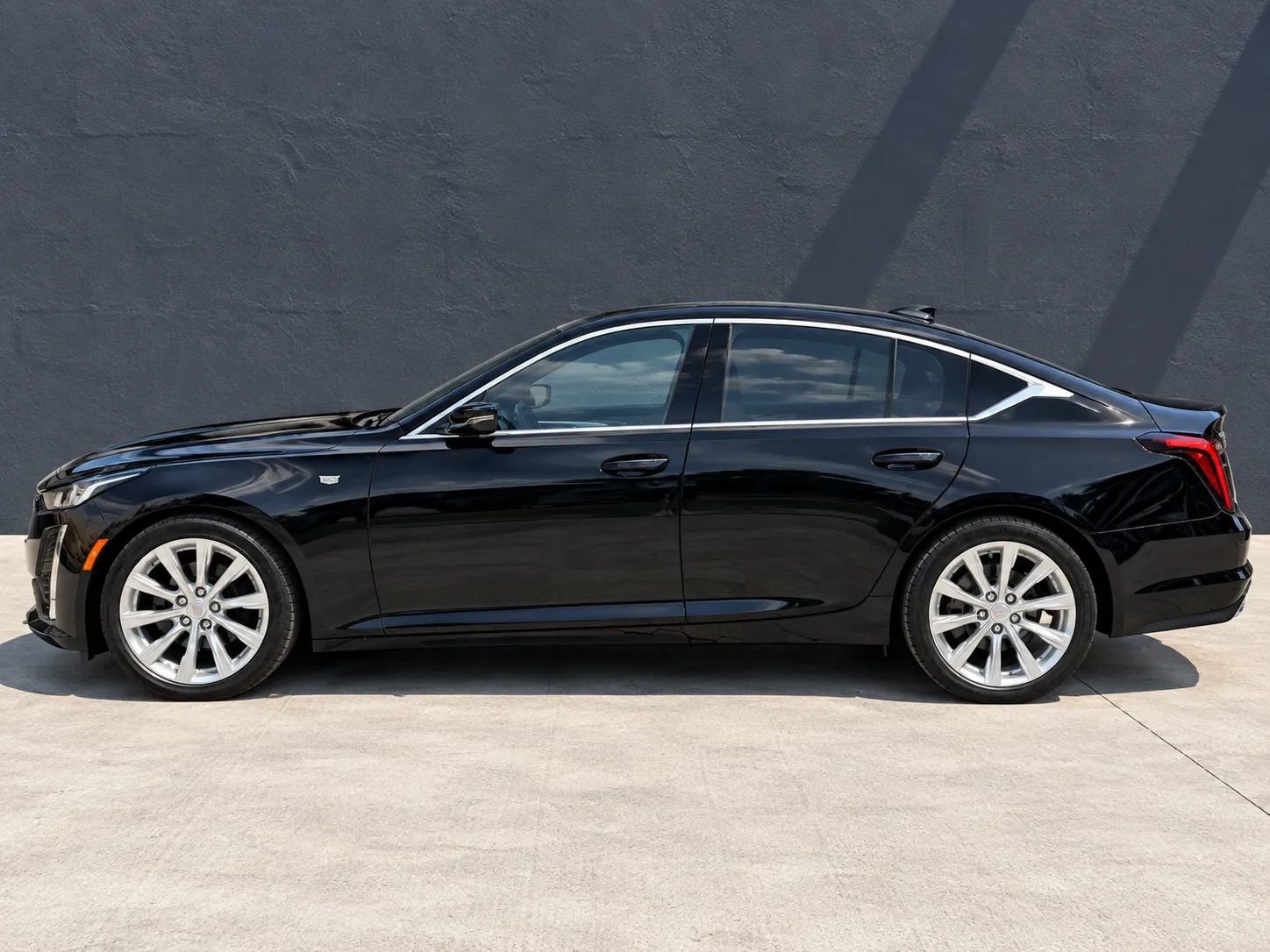 Used 2021 Cadillac CT5 Luxury RWD image 6