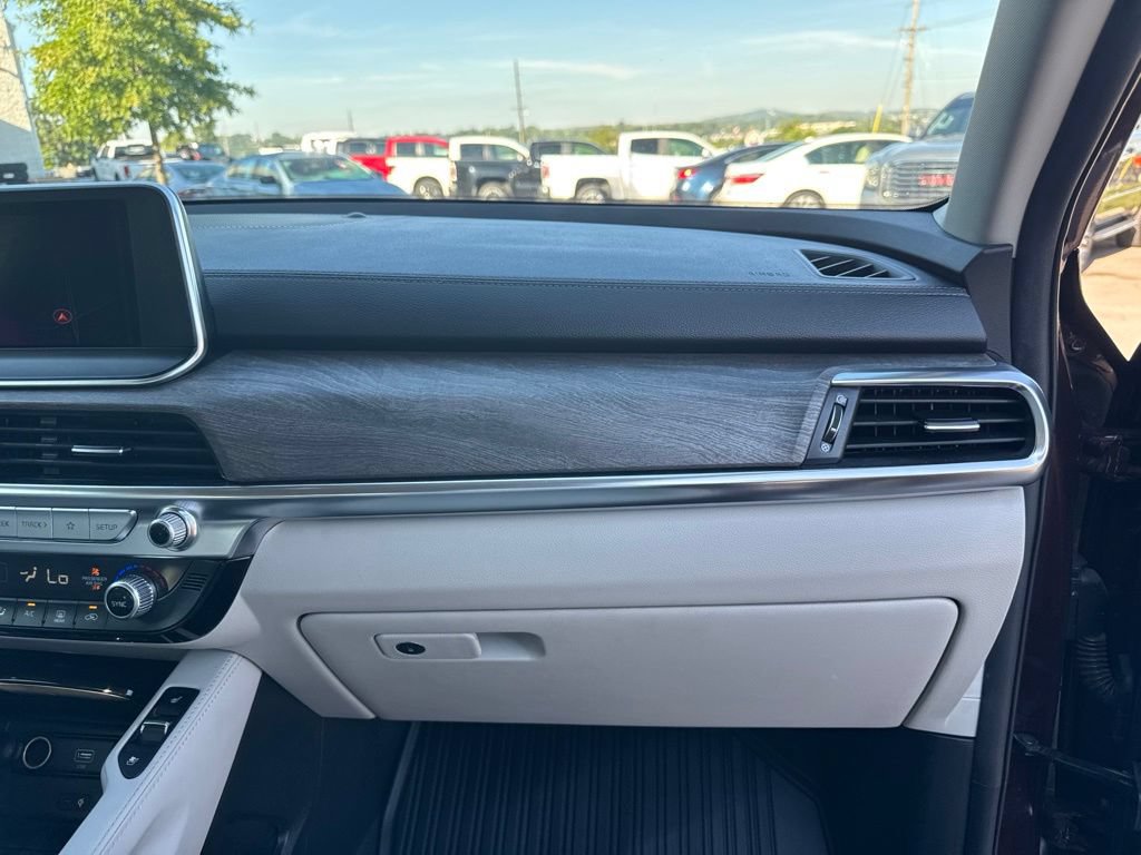 Used 2022 Kia Telluride EX w/ EX Premium Package FWD image 18