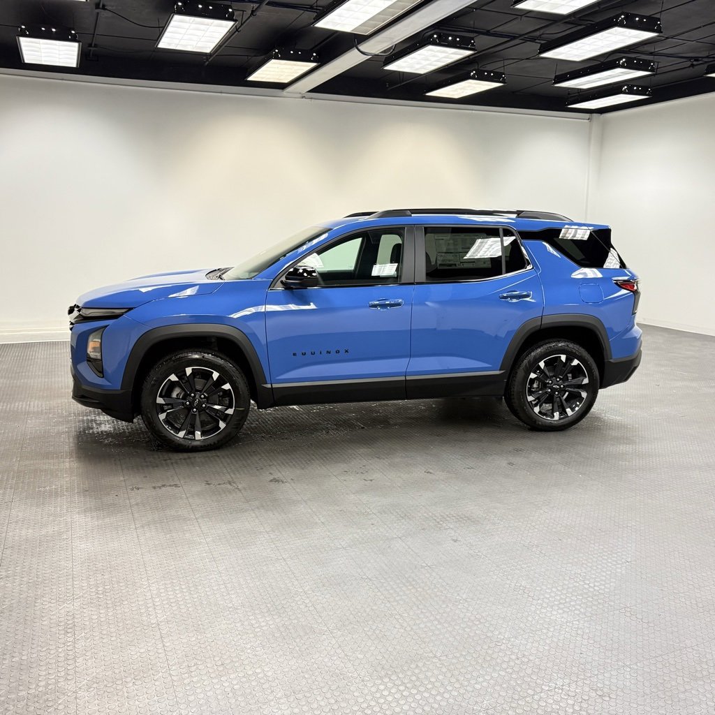 New 2026 Chevrolet Equinox RS w/ LPO, Floor Liner Package image 2