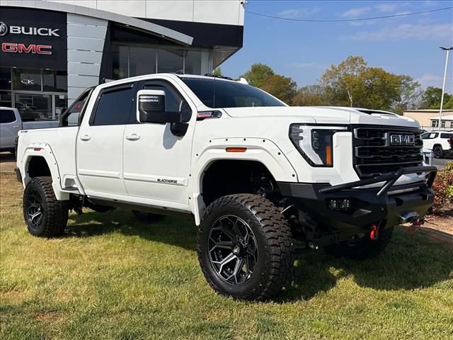 New 2026 GMC Sierra 2500 AT4 w/ Technology Package AWD/4WD image 2