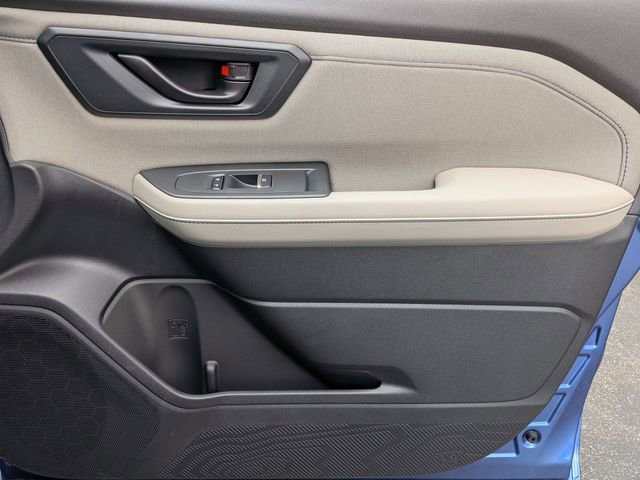 Certified 2025 Subaru Forester Premium AWD/4WD image 36