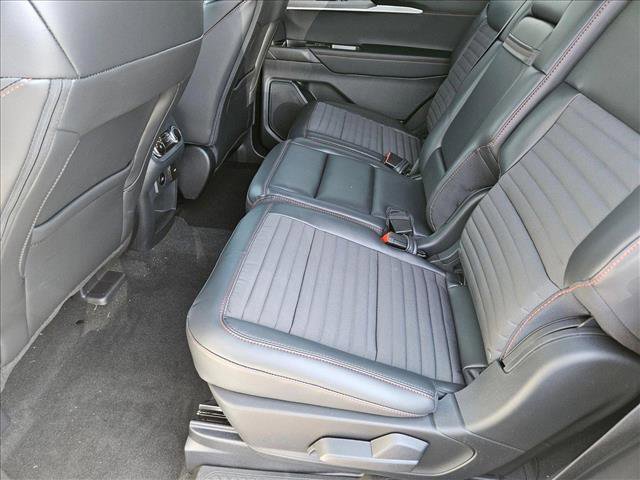 New 2025 Ford Explorer ST-Line image 16