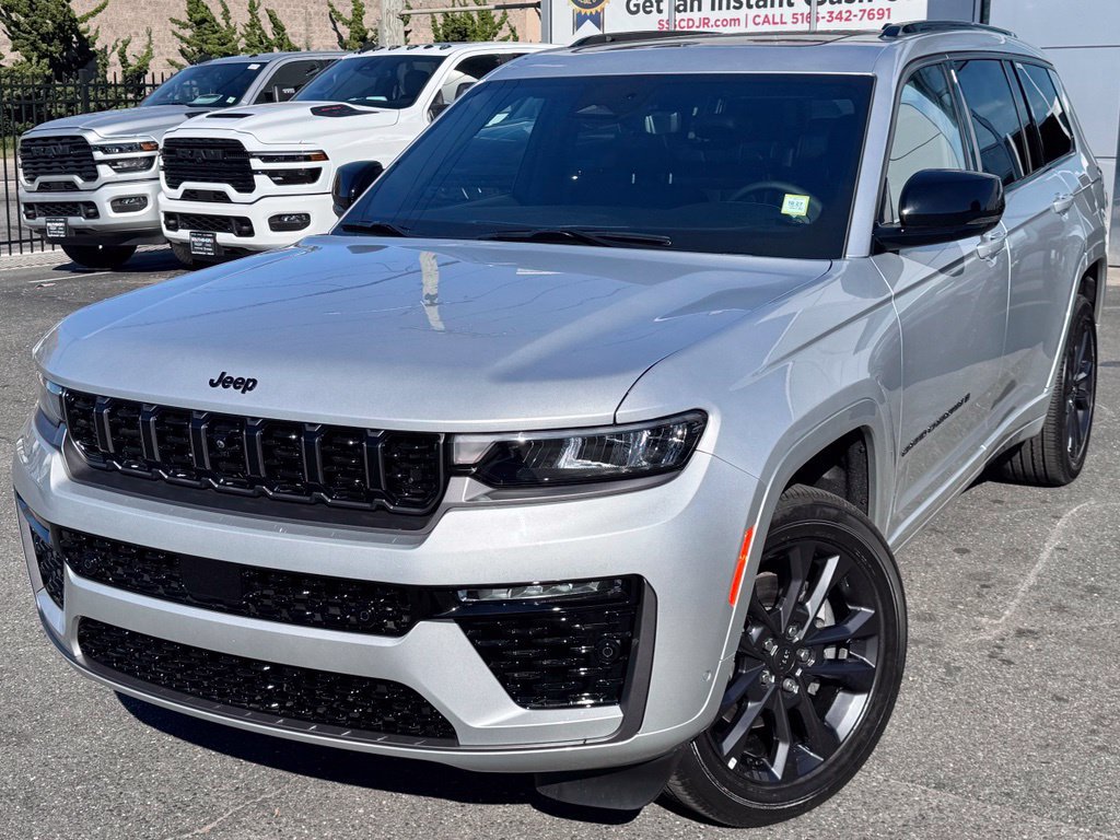 New 2026 Jeep Grand Cherokee L Limited AWD/4WD image 3