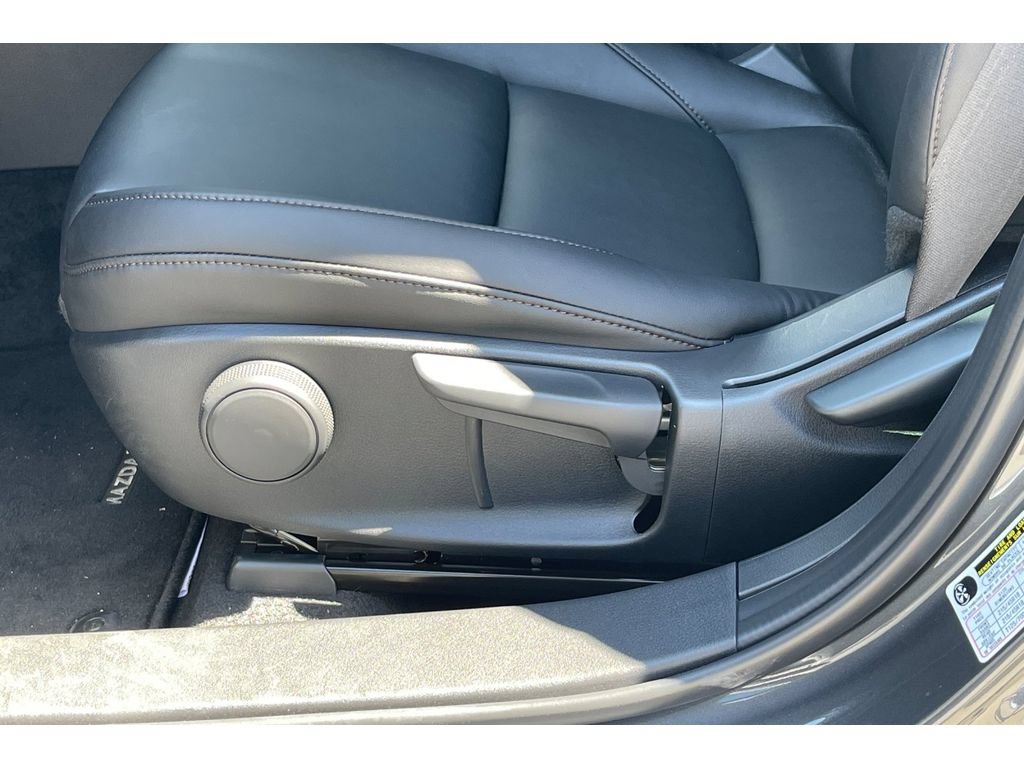 Certified 2025 MAZDA MAZDA3 s FWD image 14