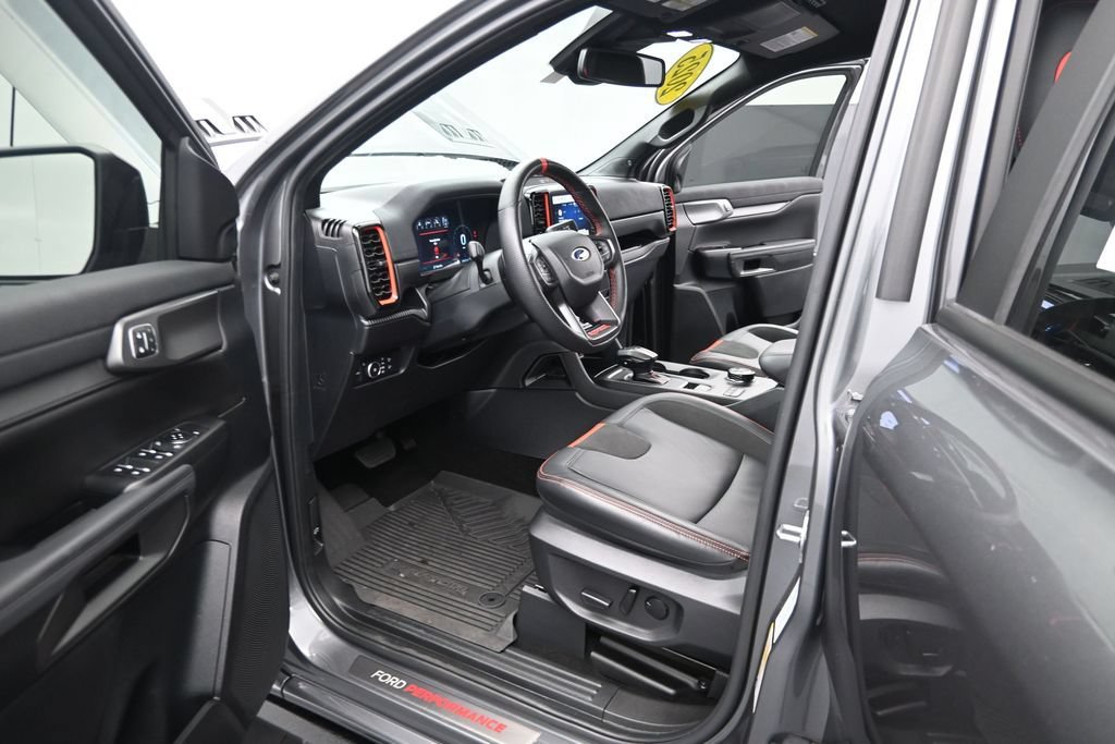 Used 2025 Ford Ranger Raptor AWD/4WD image 14