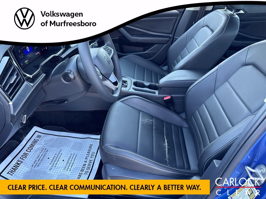 Certified 2022 Volkswagen Jetta SE FWD image 14