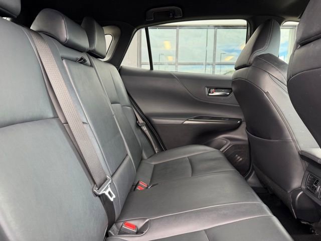 Used 2023 Toyota Venza XLE image 13
