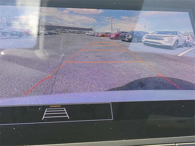 Used 2024 Chevrolet Malibu LT image 24