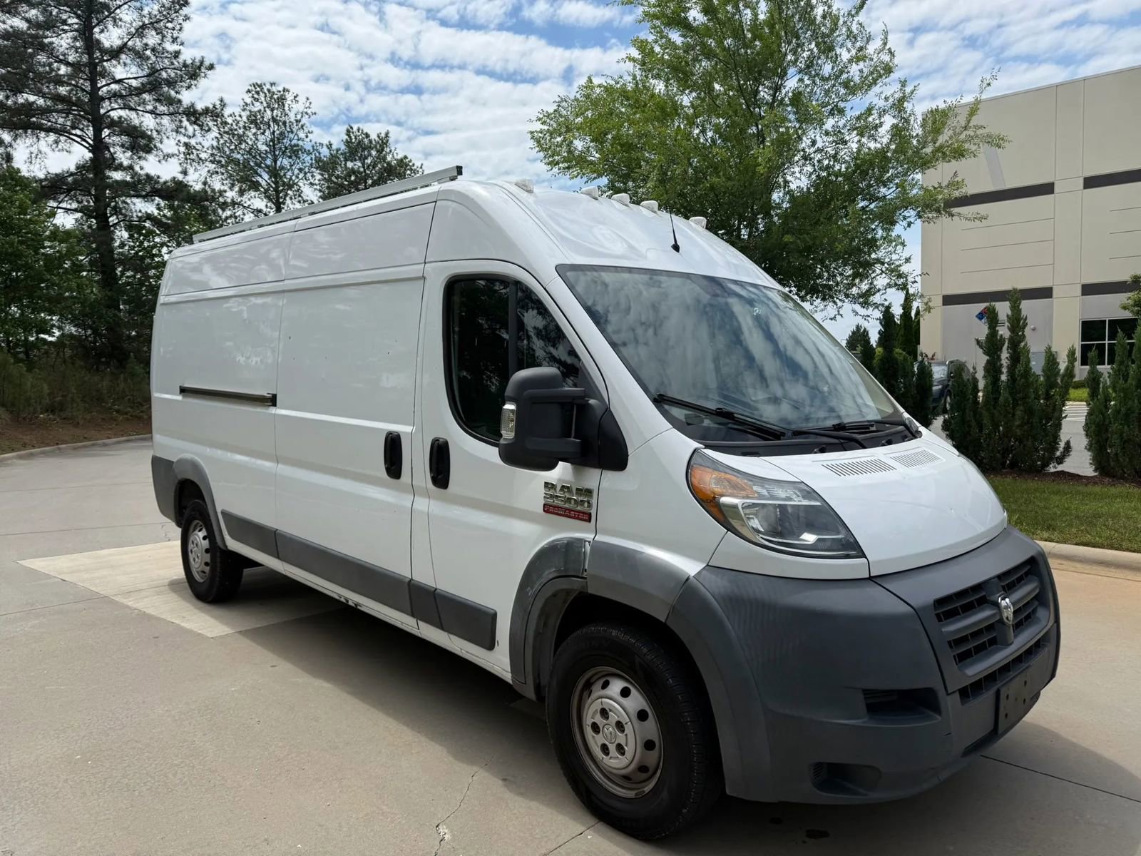 Used 2017 RAM ProMaster 2500 w/ Interior Convenience Group FWD image 2