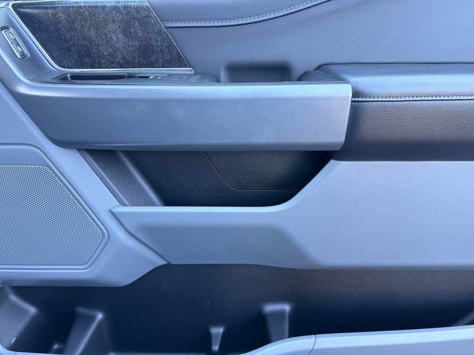 Used 2021 Ford F150 XLT w/ Equipment Group 301A Mid image 17