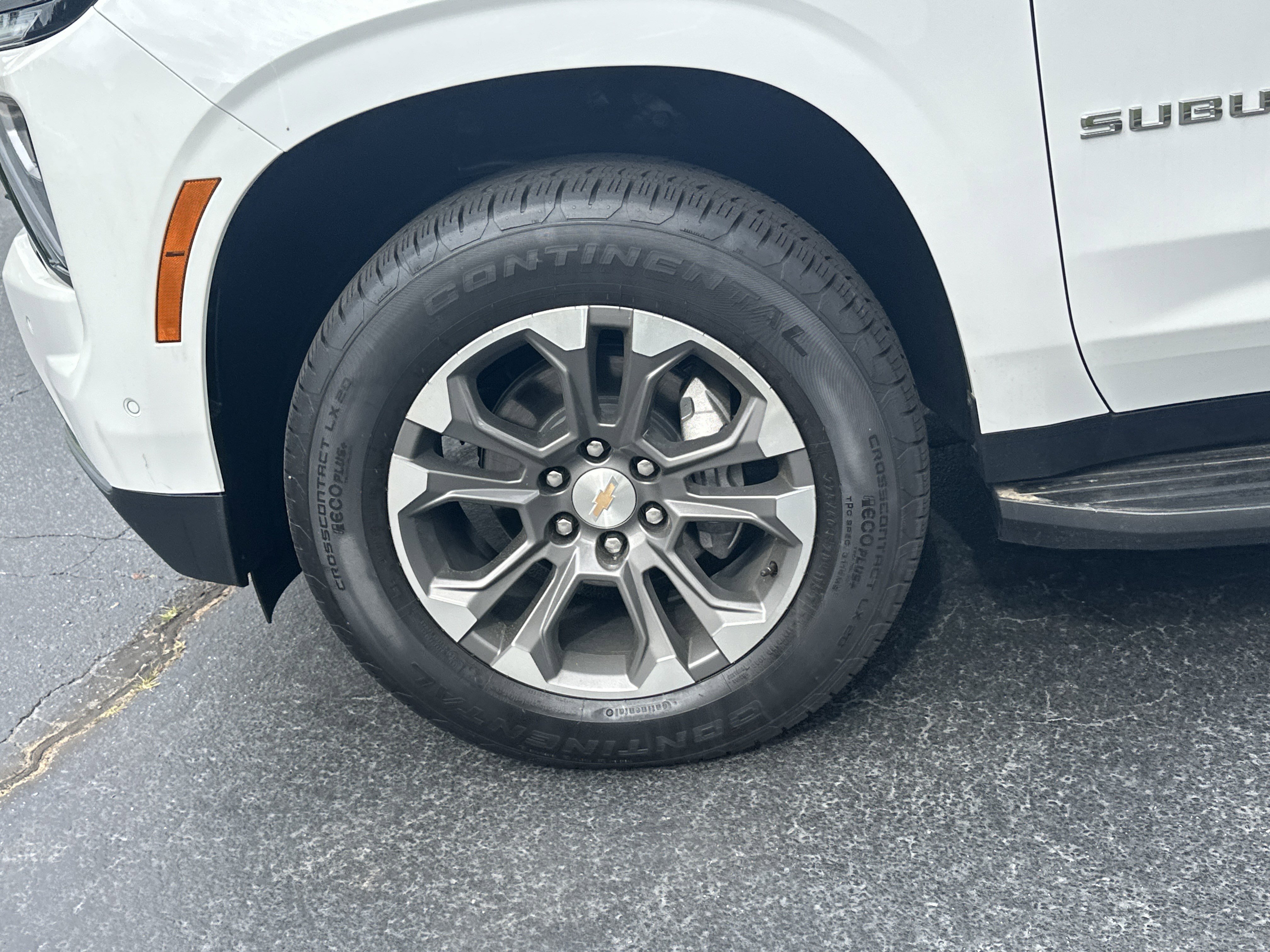 New 2026 Chevrolet Suburban LS RWD image 12