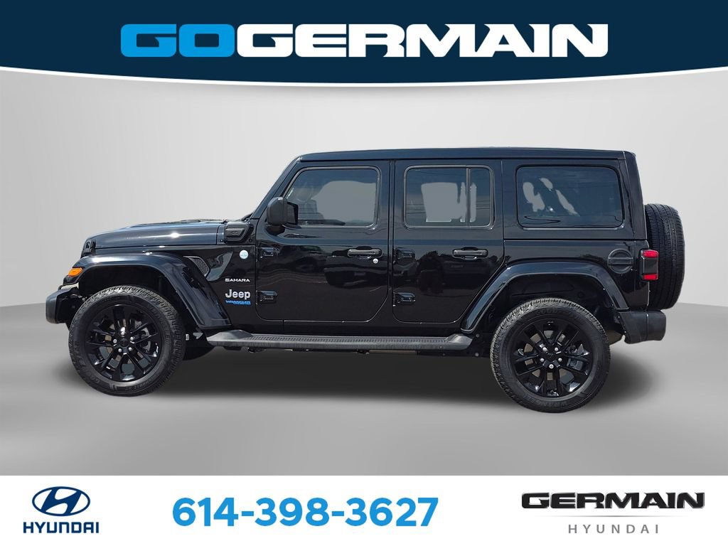 Used 2021 Jeep Wrangler Unlimited Sahara w/ Cold Weather Group AWD/4WD image 12