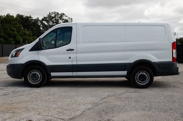 Used 2018 Ford Transit 150 130 Low Roof RWD image 4