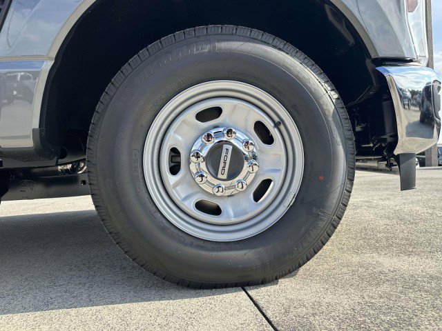 New 2026 Ford F350 XL w/ XL Driver Assist Package RWD image 12