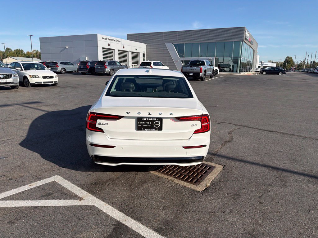 Used 2023 Volvo S60 B5 Core w/ Climate Package FWD image 4