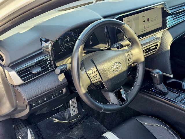 Used 2025 Toyota Camry SE w/ Multimedia Upgrade Package FWD image 15