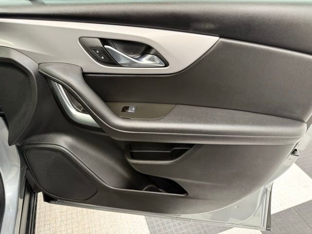 Used 2025 Chevrolet Blazer LT image 21