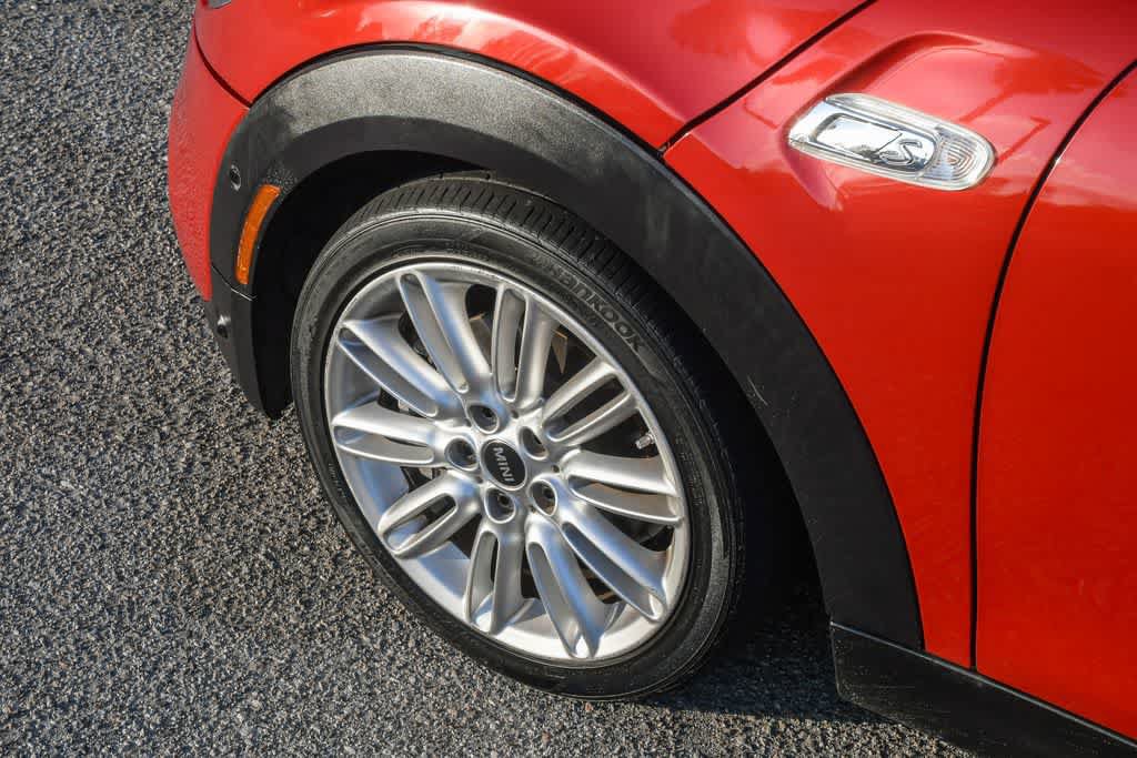 Used 2018 MINI Cooper S FWD image 11