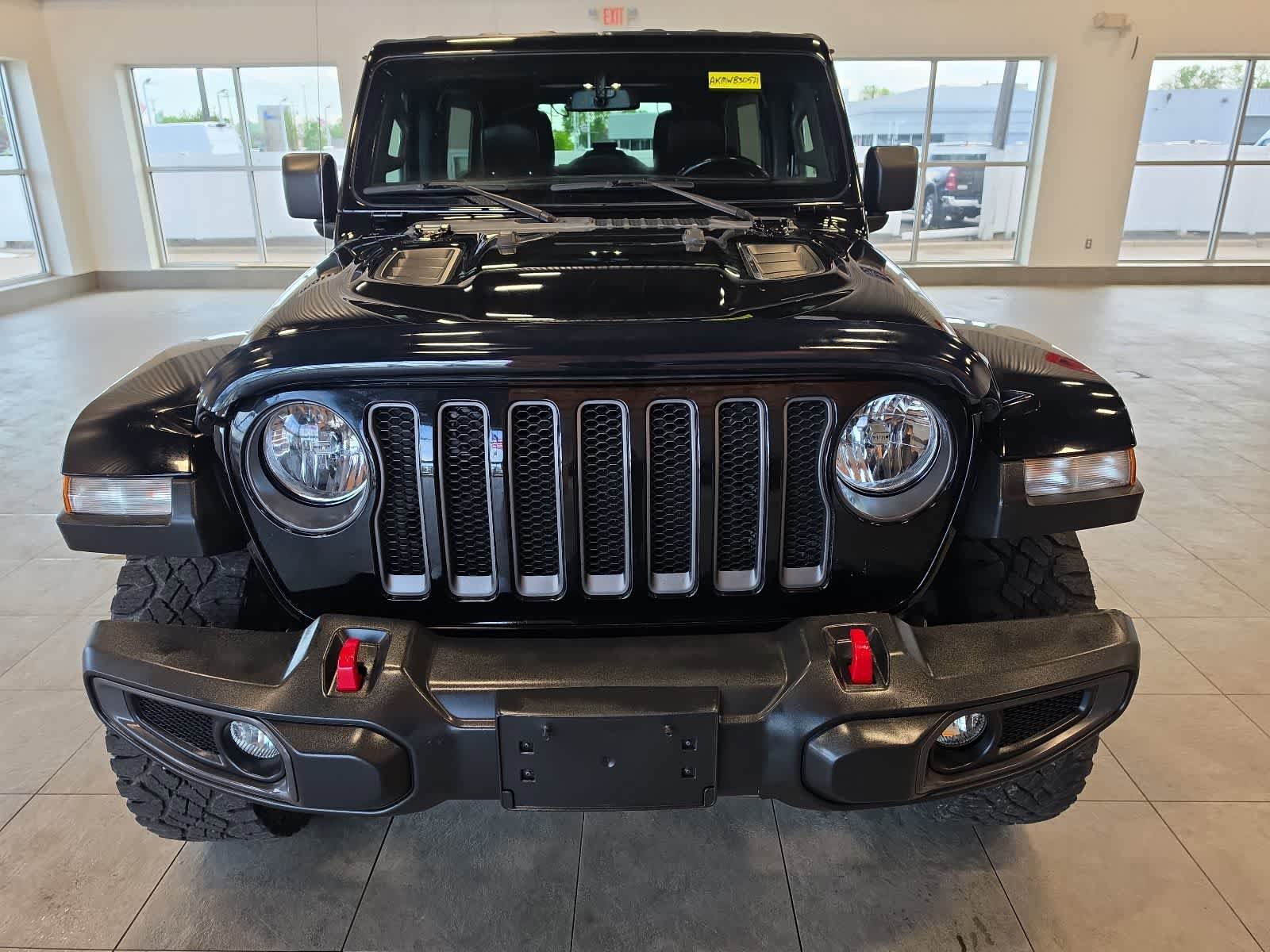 Used 2021 Jeep Wrangler Unlimited Rubicon w/ Uconnect 4C Nav & Sound Group AWD/4WD image 3