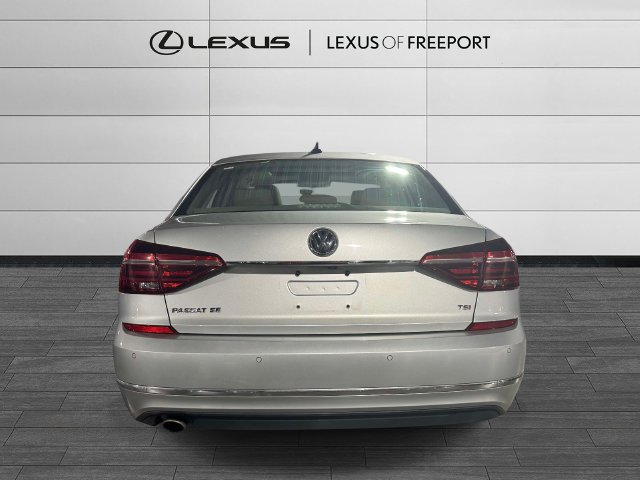 Used 2017 Volkswagen Passat 1.8T SE FWD image 5