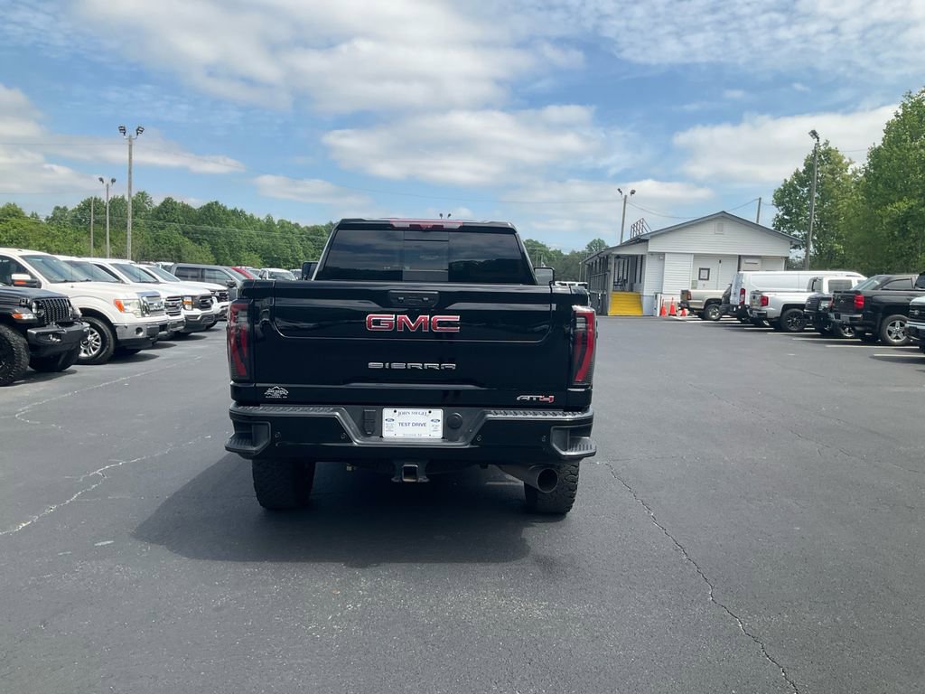 Used 2025 GMC Sierra 2500 AT4 w/ AT4 Premium Plus Package AWD/4WD image 6