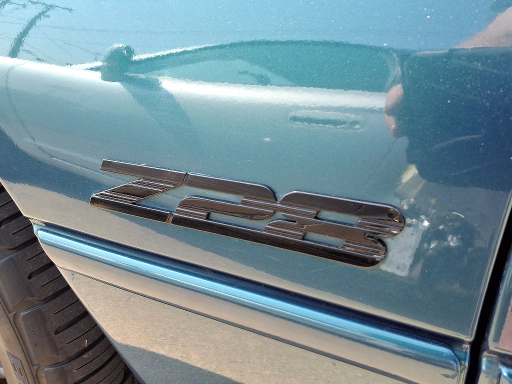 Used 1997 Chevrolet Camaro Z28 image 17