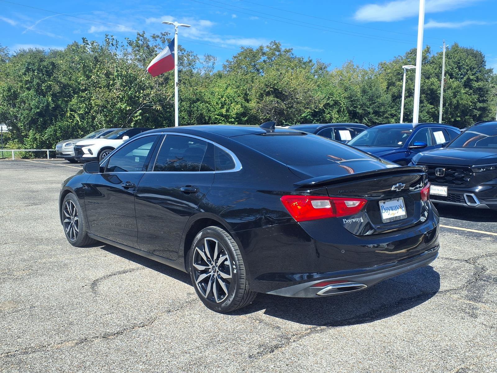Used 2025 Chevrolet Malibu RS FWD image 23