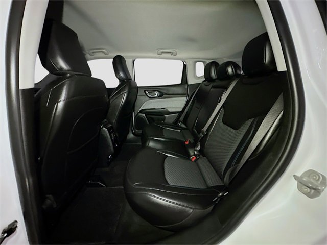 Used 2022 Jeep Compass Latitude w/ Convenience Group image 32