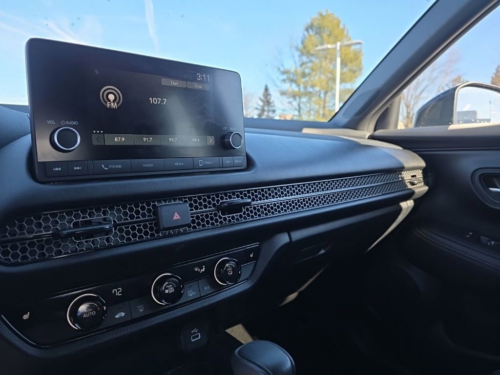 Used 2024 Honda HR-V Sport image 18