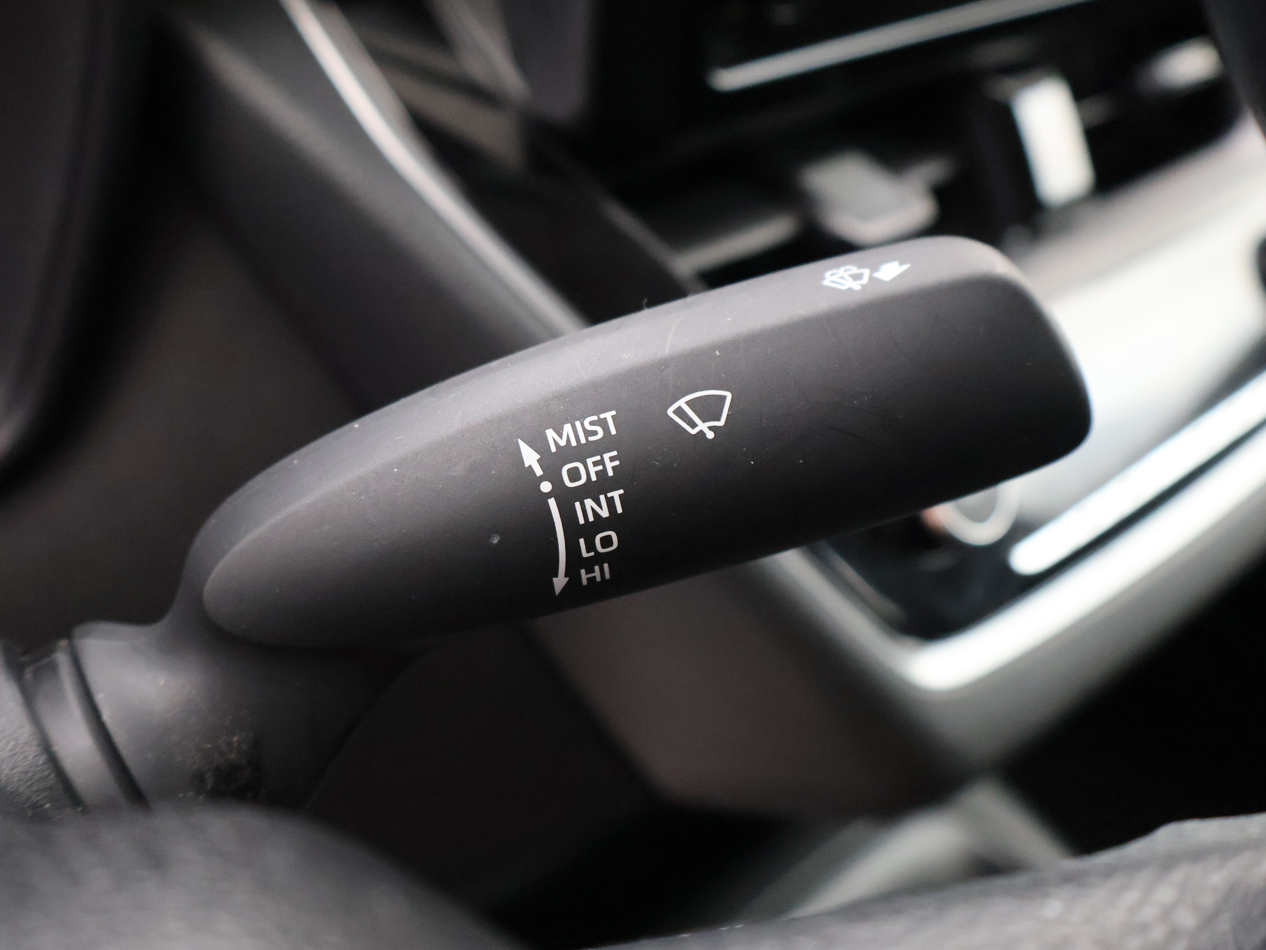 Used 2025 Toyota Corolla LE FWD image 34