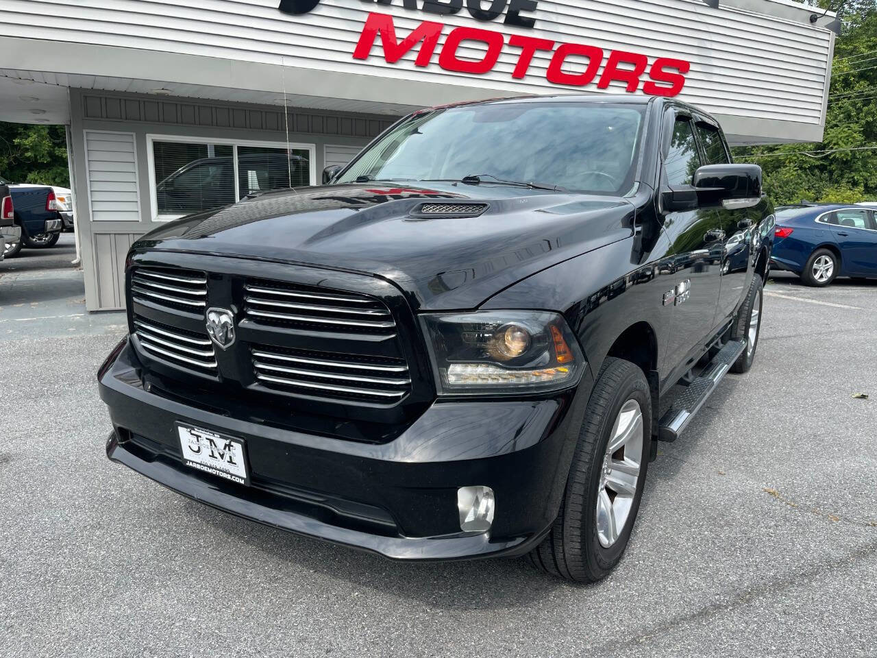 Used 2015 RAM 1500 Sport w/ Convenience Group image 4