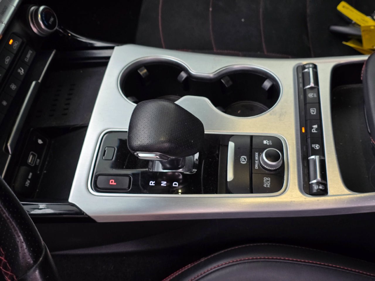 Used 2023 Kia Stinger GT2 AWD/4WD image 15