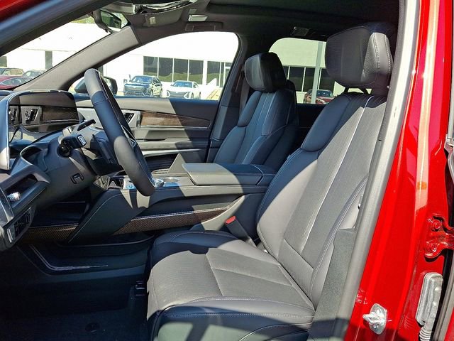 New 2026 Cadillac Vistiq Sport w/ LPO, Floor Liner Package image 8