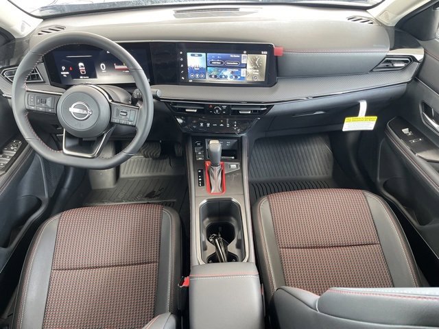 New 2025 Nissan Kicks SR image 14