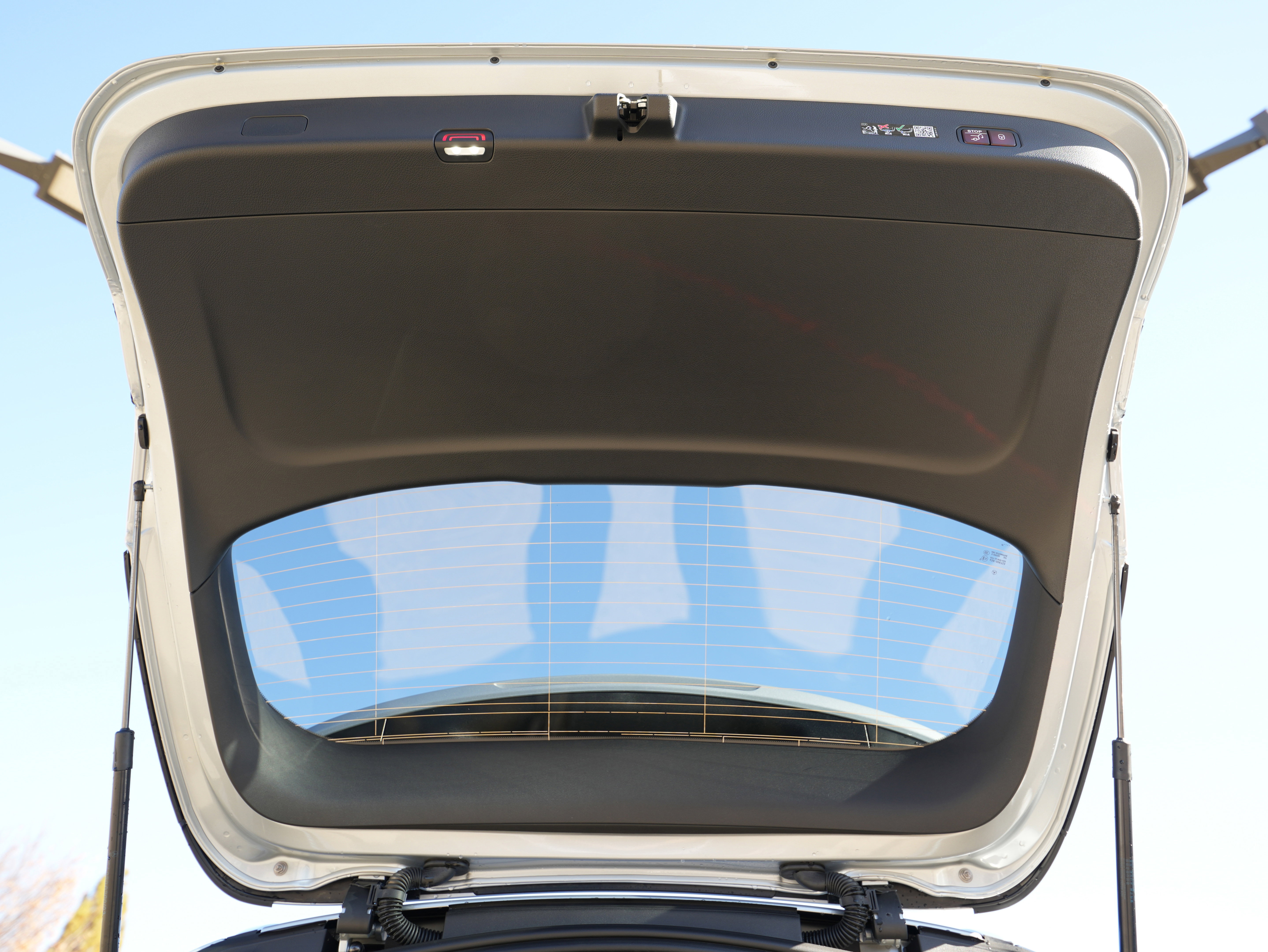 New 2026 Mercedes-Benz GLC 300 4MATIC image 17