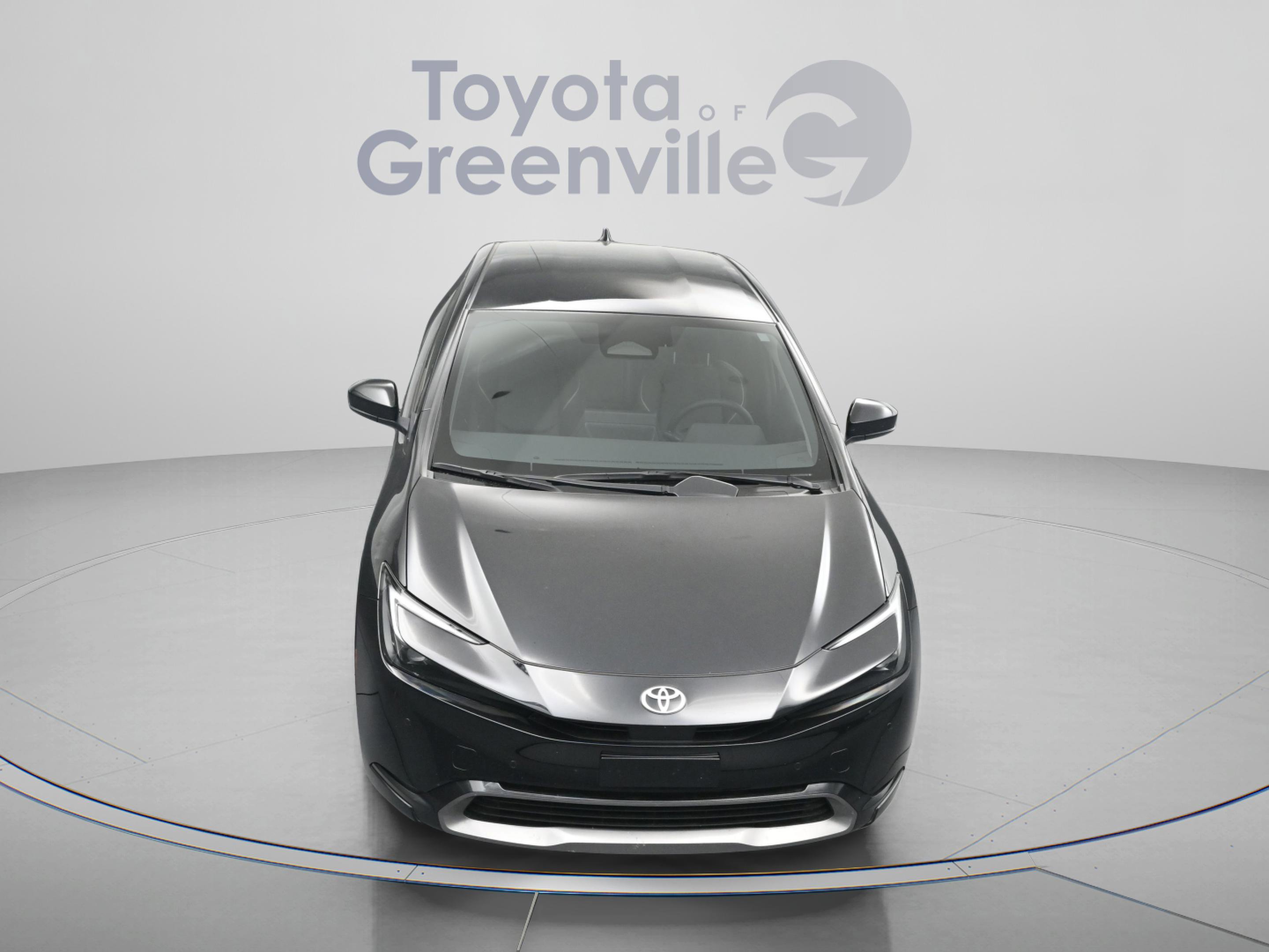Used 2025 Toyota Prius XLE FWD image 23