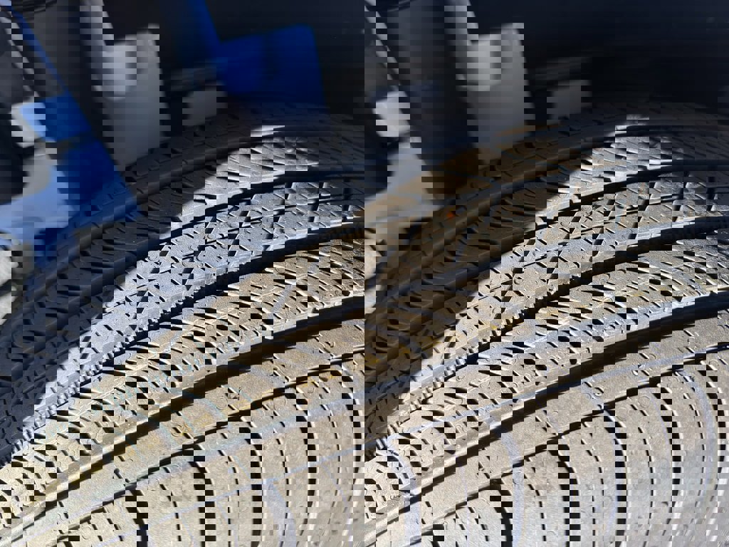 New 2025 Ford Maverick XL w/ Equipment Group 101A image 9