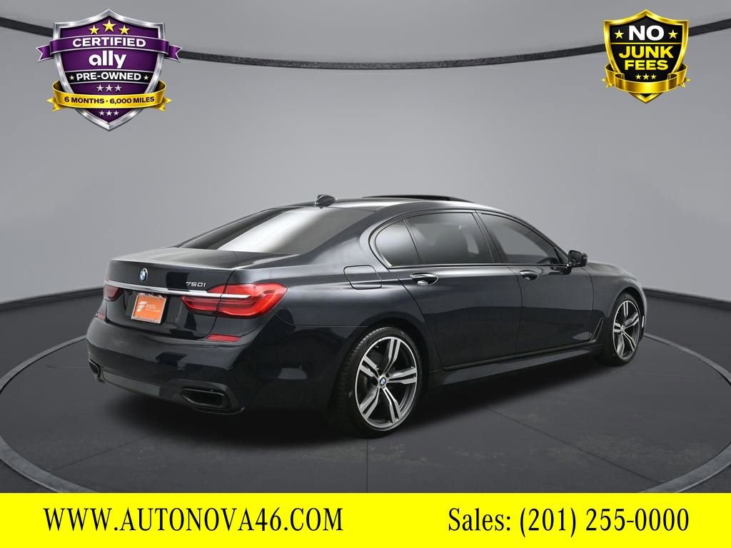 Used 2019 BMW 750i image 6