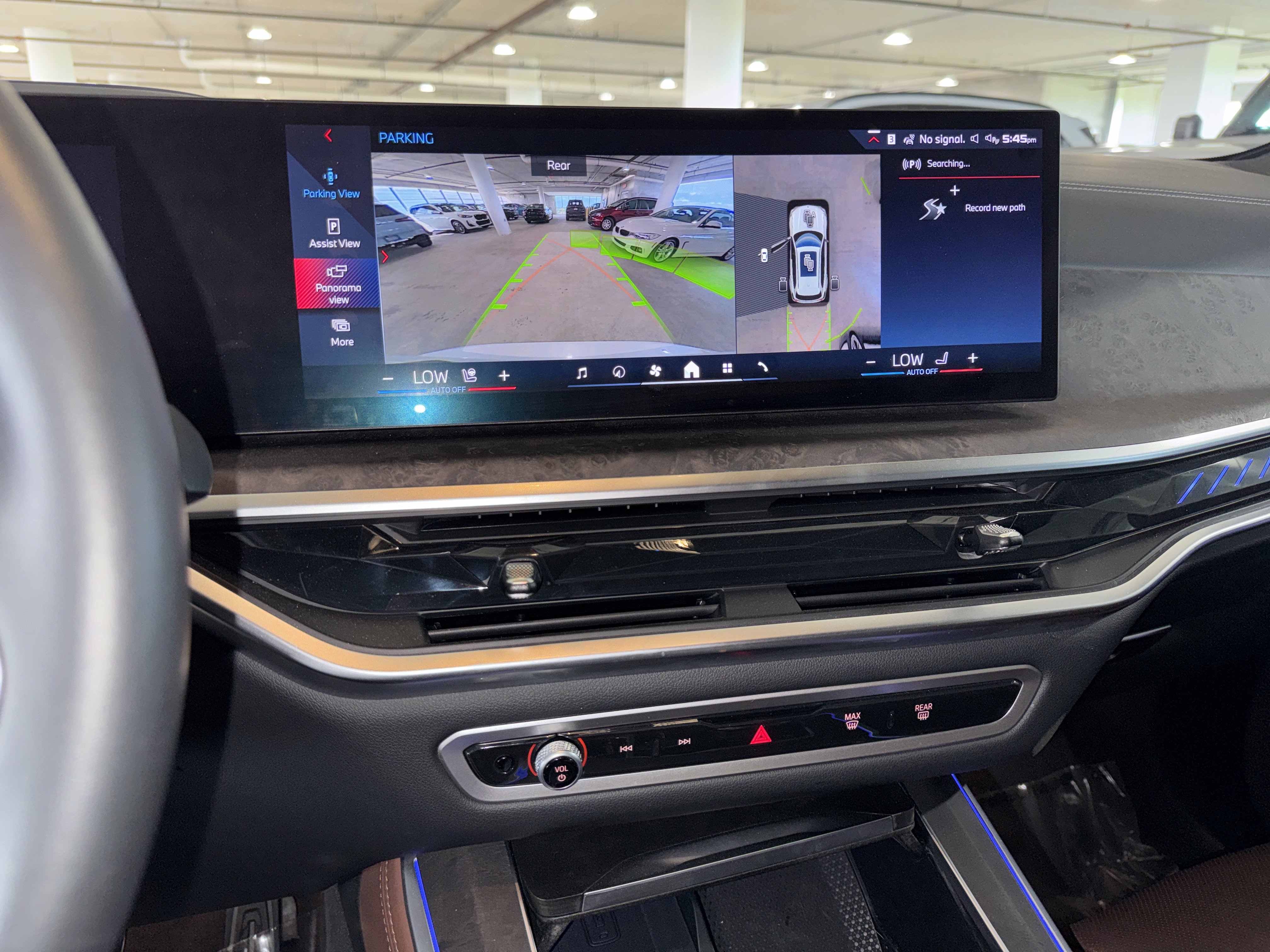 Used 2025 BMW X5 M60i image 27