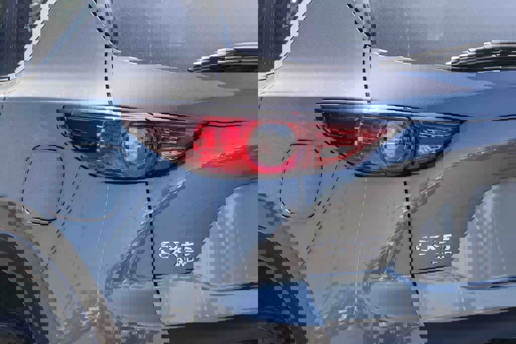 Used 2021 MAZDA CX-5 Touring image 7