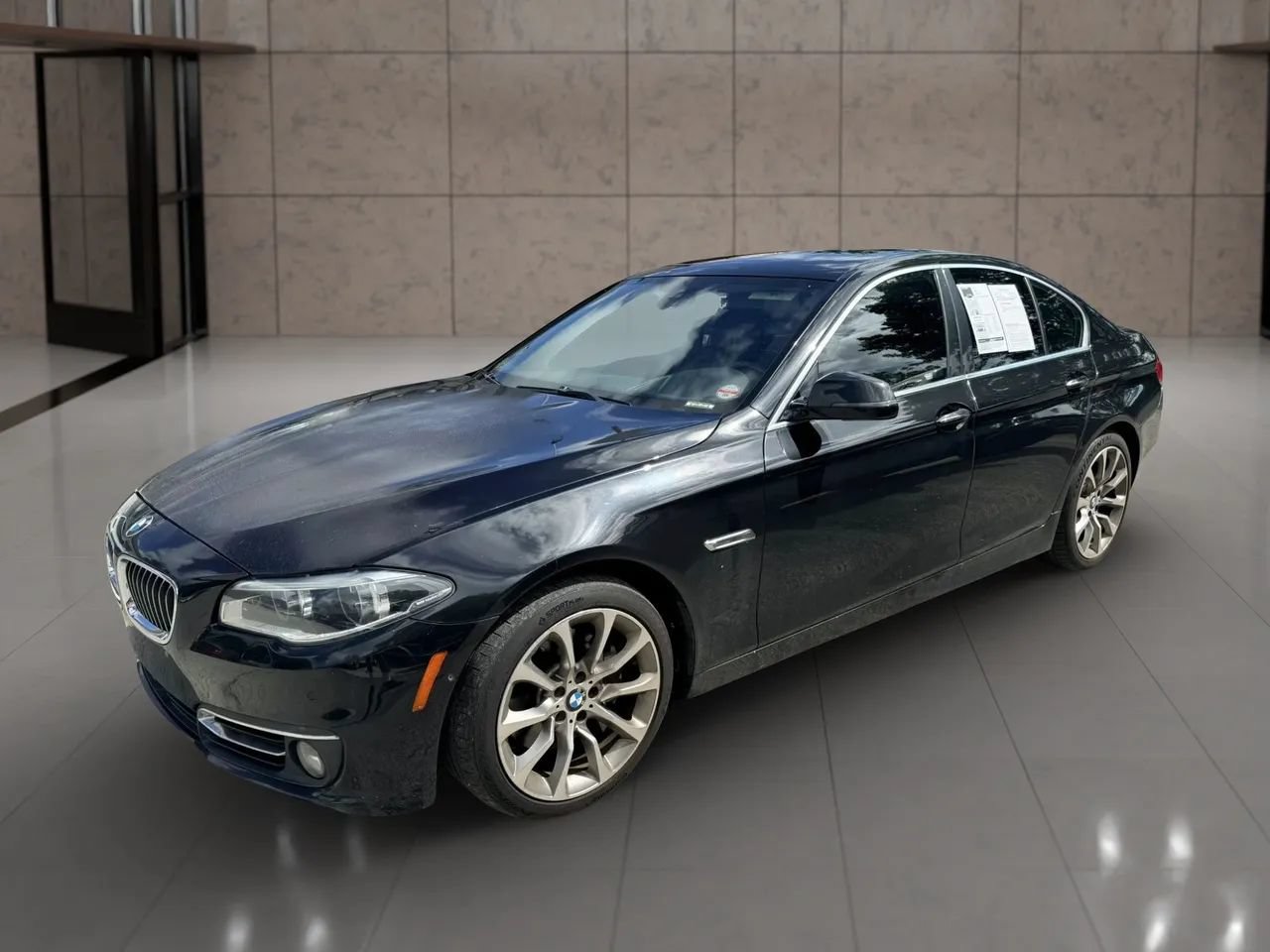 Used 2015 BMW 550i xDrive Sedan w/ Technology Package AWD/4WD image 7