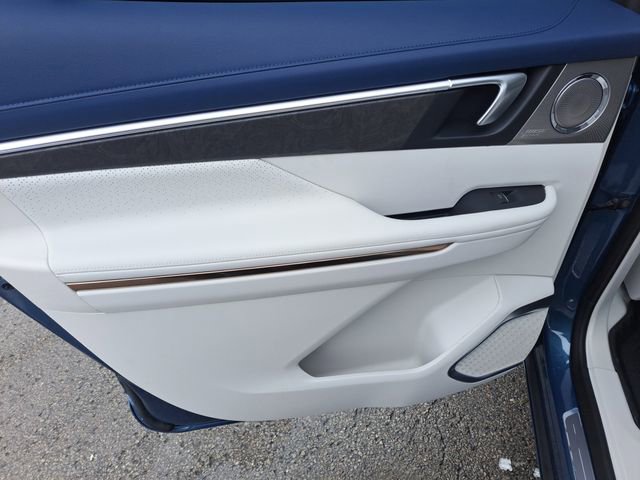 New 2026 Buick Enclave Avenir w/ Super Cruise Package image 12