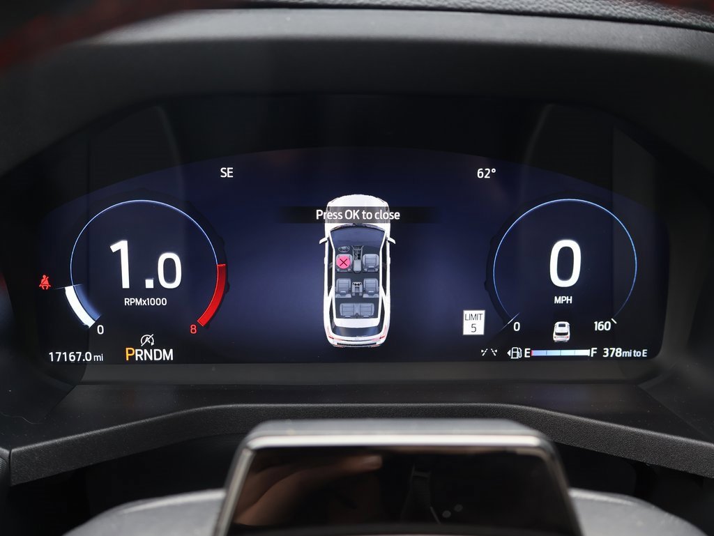 Used 2025 Ford Explorer ST image 18