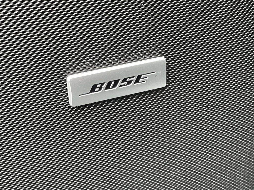 Used 2021 GMC Yukon Denali w/ Denali Premium Package image 18