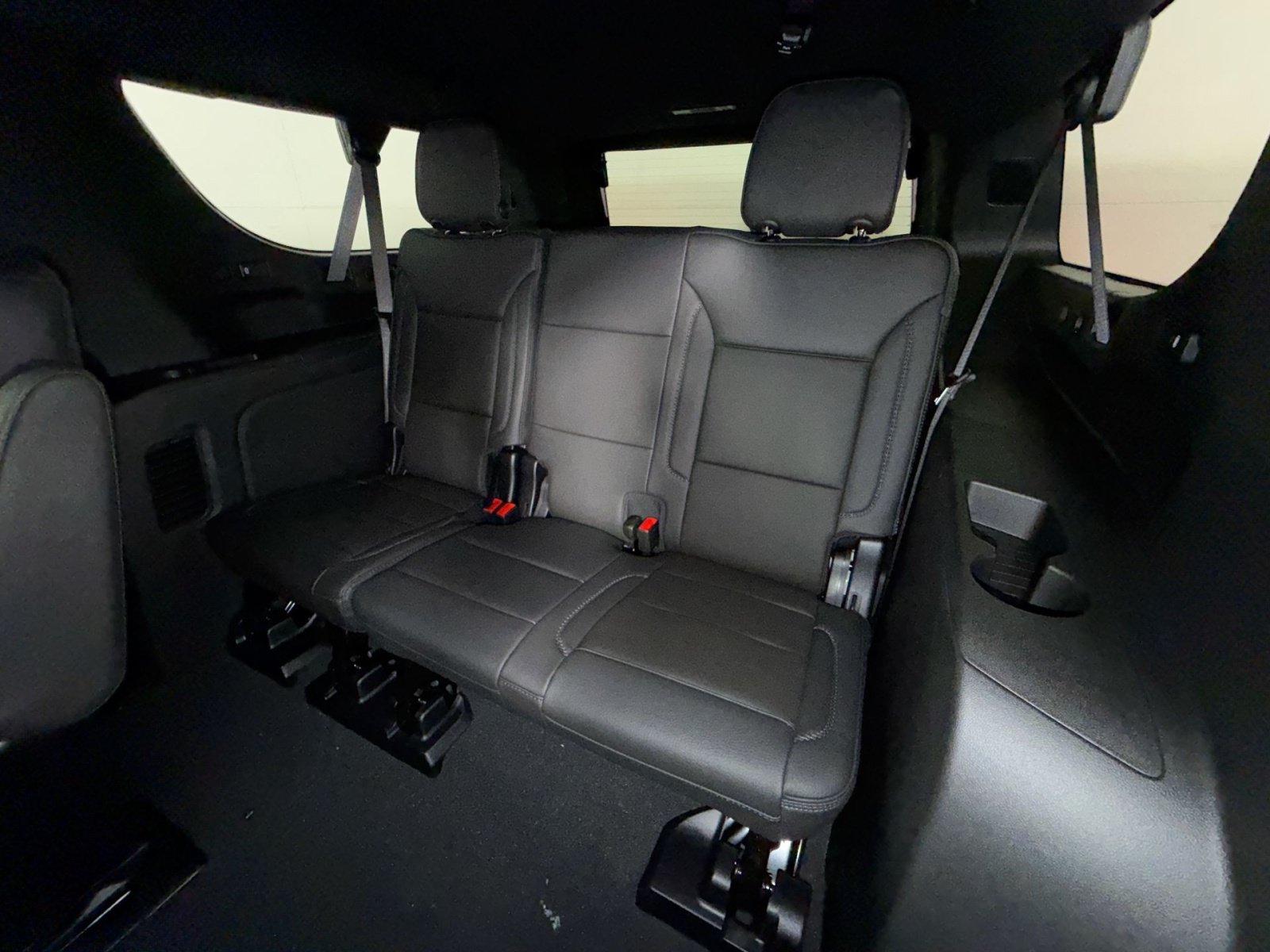 New 2027 GMC Yukon XL Denali w/ Sun & Power Step Package AWD/4WD image 26